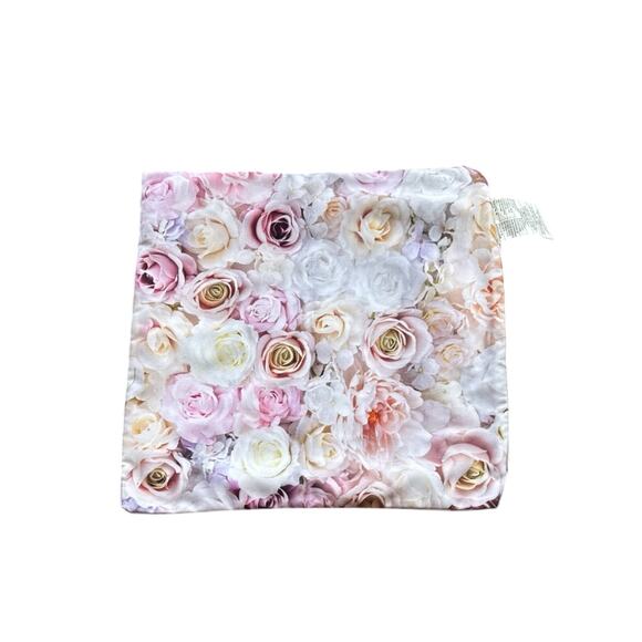 2 Society6 Throw Pillow Covers Pastel Zippered Washable Artist Created 19x19” - Picture 8 of 10